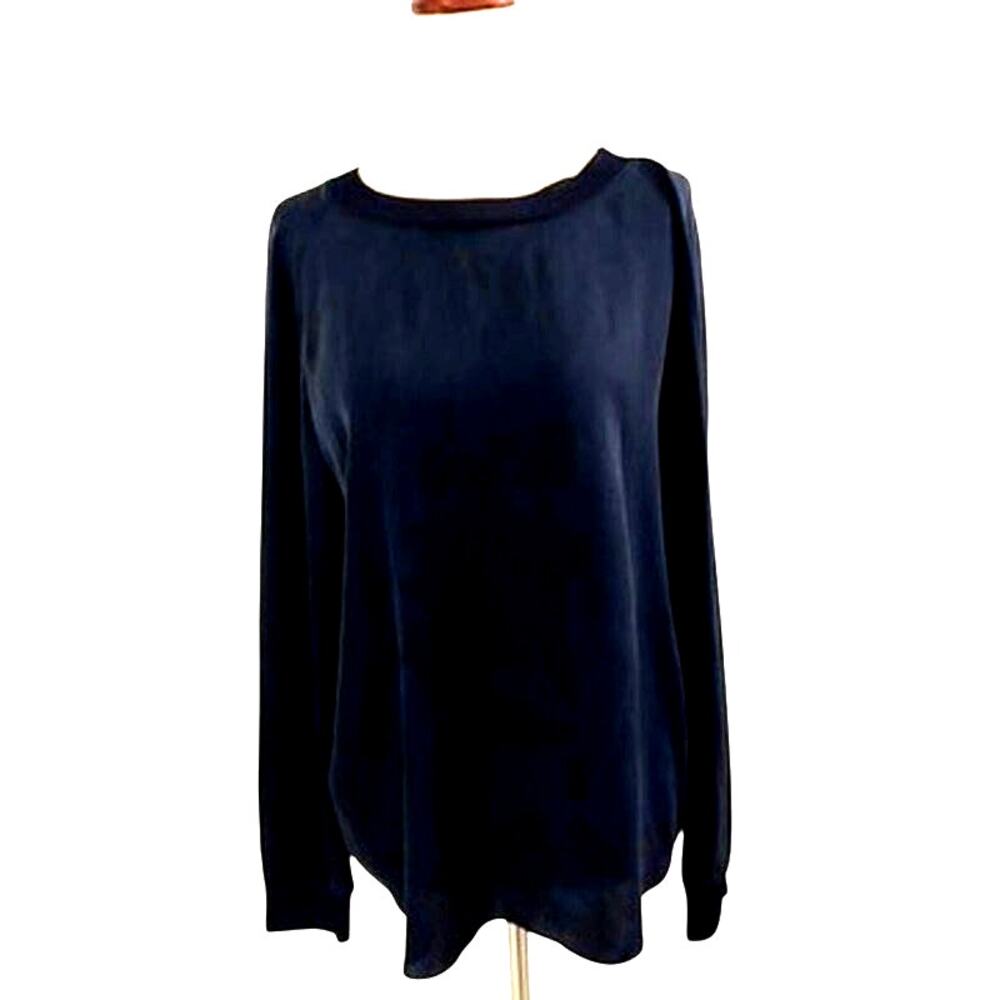 Vince Navy Silk Long Sleeve Blouse Women’s Medium 100% Silk Boat Round Neck